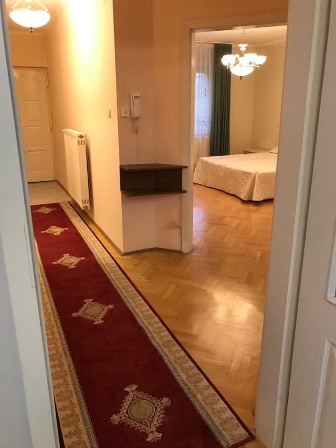 Gabor Pal 1 Apartman 2 Szoba Dunafoldvar Exteriör bild