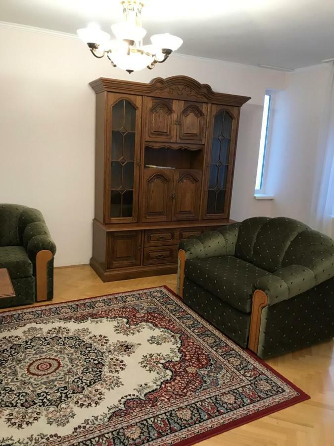 Gabor Pal 1 Apartman 2 Szoba Dunafoldvar Exteriör bild